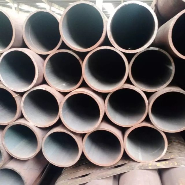 白玉35#合金无缝钢管