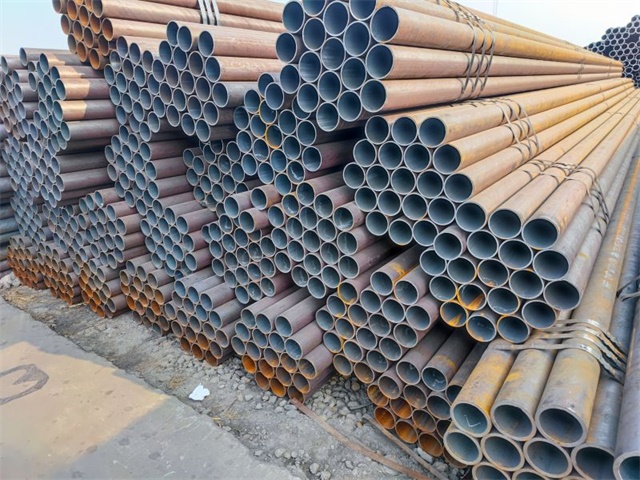 白玉q355c无缝钢管